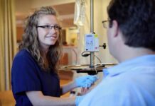 Mayo Clinic Chemotherapy RN Careers: Where Compassion